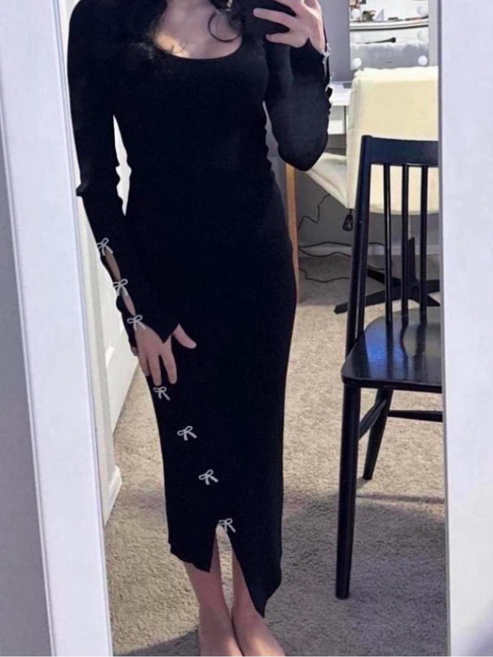 Black Long Sleeve Bodycon Dress with Side Bow Accents